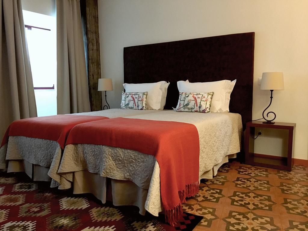 Casa Do Largo - Golega - Turismo De Habitacao Hotel Kültér fotó