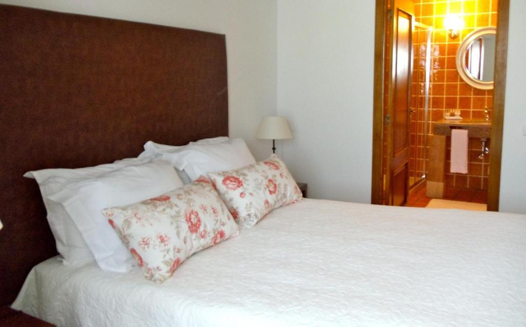 Casa Do Largo - Golega - Turismo De Habitacao Hotel Szoba fotó