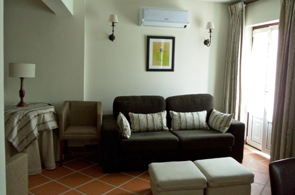 Casa Do Largo - Golega - Turismo De Habitacao Hotel Szoba fotó