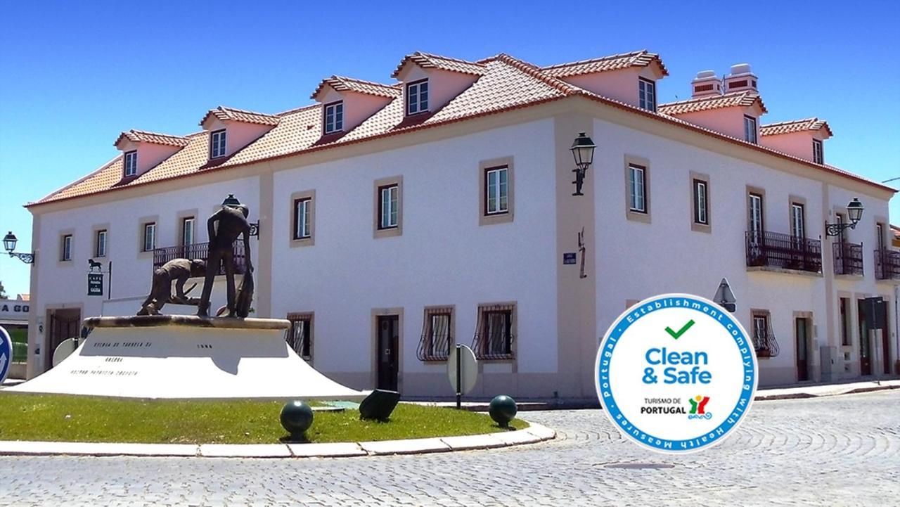 Casa Do Largo - Golega - Turismo De Habitacao Hotel Kültér fotó